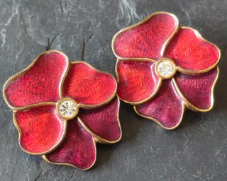 Pendientes clip Yves Saint Laurent flor esmalte