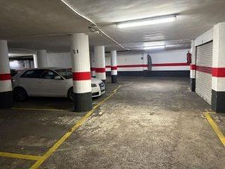 Garaje en venta en La Magdalena en Zaragoza