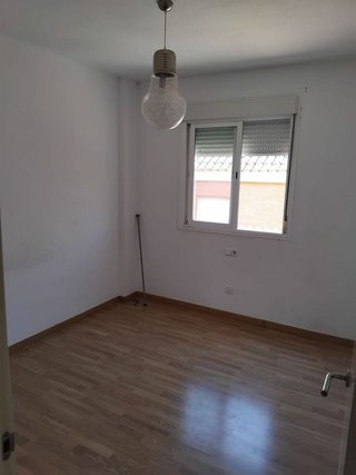 Casa adosada en alquiler en Coria del Río