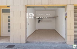 Garaje en venta en Centre en Roses