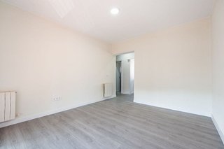 Piso en alquiler en Zofio en Madrid