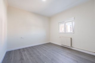 Piso en alquiler en Zofio en Madrid