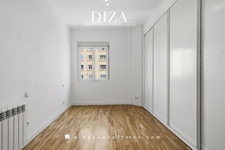 Piso en alquiler en Niño Jesús en Madrid