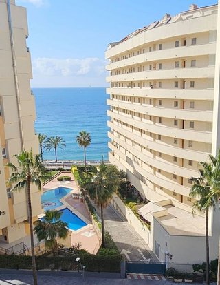 Piso en alquiler en Playa de la Fontanilla en Marbella