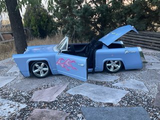 Coche Bratz Azul con Llantas Cromadas