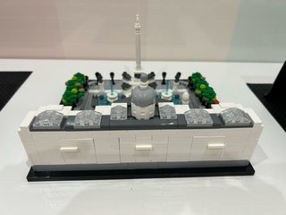 Lego Architecture Trafalgar Square 21045