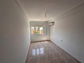 Piso en alquiler en Santa Rosa - Valdeolleros en Córdoba