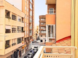 Piso en alquiler en Plaza Castelar - Mercado Central en Elda