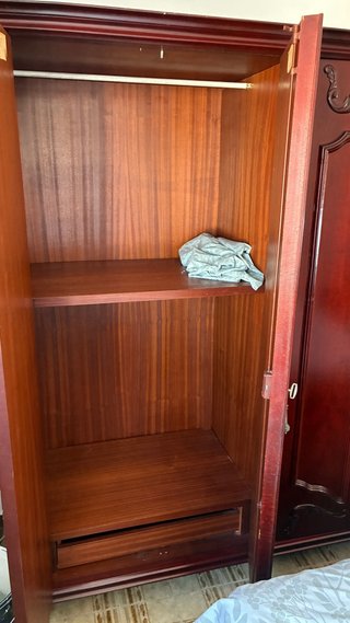 Juego de dormitorio clásico