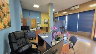 Local comercial en alquiler en Pintores-Ferial en Parla