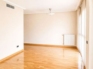 Piso en alquiler en Las Tablas en Madrid