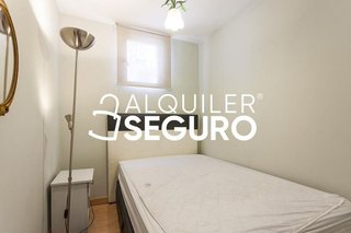 Piso en alquiler en Almagro en Madrid