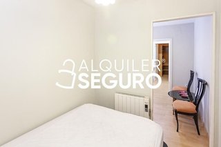 Piso en alquiler en Almagro en Madrid