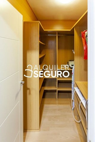 Piso en alquiler en Almagro en Madrid