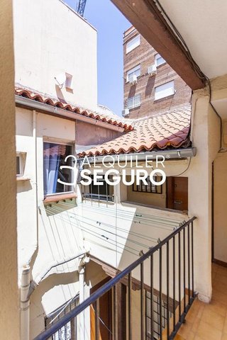 Piso en alquiler en Almagro en Madrid