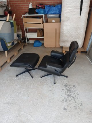 Sillón de piel negro