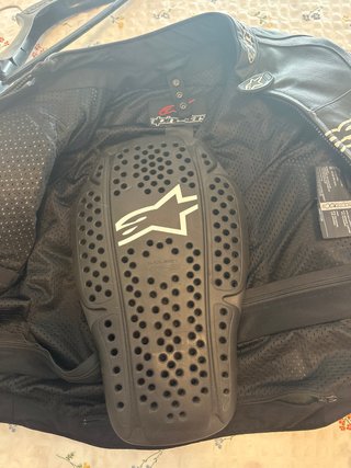 Chaqueta Alpinestars Piel Talla 50 con espaldera