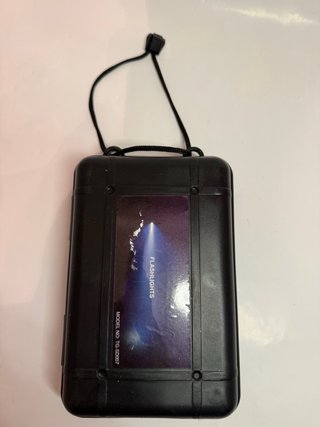 Linterna Táctica Potente + Cargador