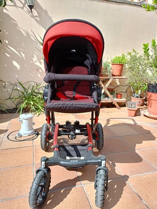 Carrito de bebé Jane rojo