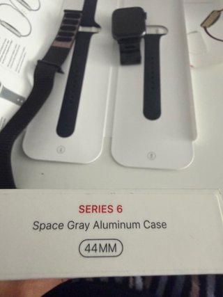 Apple Watch Series 6 GPS + Cellular 44mm