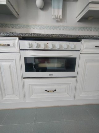 Oportunidad!! Cocina completa Roble lacado blanco