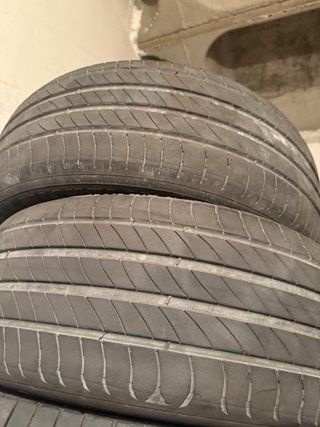 205/55 R16 94V Michelin