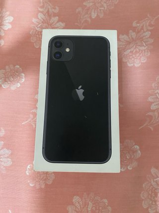 iPhone 11 Negro/Azul Marino