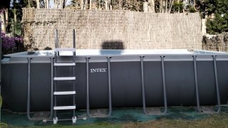 Piscina Intex XTR Frame 5.49x2.74x1.32