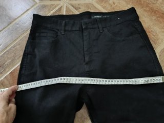 Pantaloni jeans neri da uomo