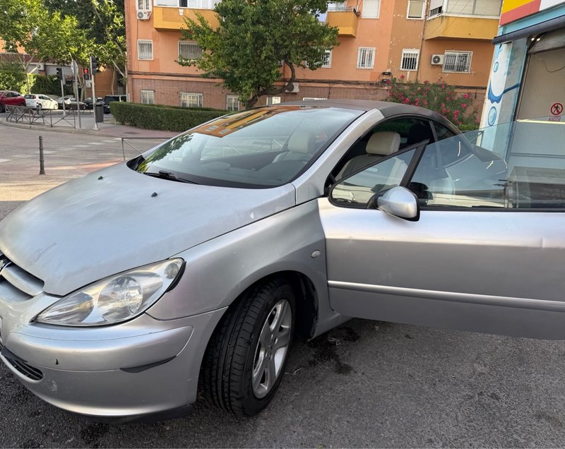 Peugeot 307 2005 - foto 1