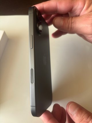 iPhone 17