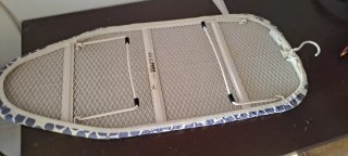 Tabla de planchar con estampado floral