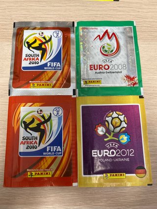 Lote 4 sobres cromos FIFA y UEFA Panini