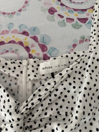 Vestido de puntos blanco y negro