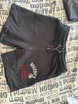 Pantalones cortos HOODRICH negros talla 10-12 años
