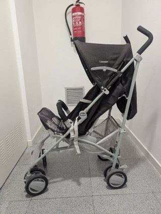 Silla de paseo Chicco London Negra