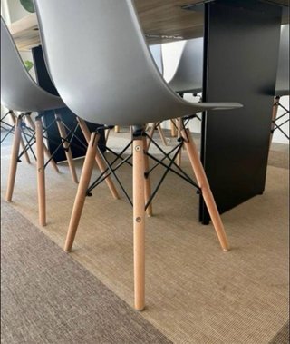 Silla de comedor moderna gris