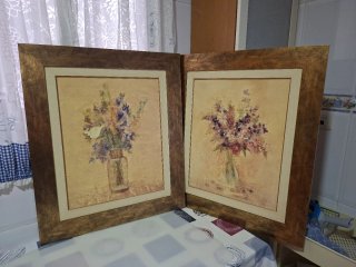 Cuadro floral texturizado con marco vintage