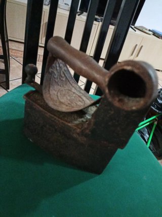 Plancha de carbón antigua autentica