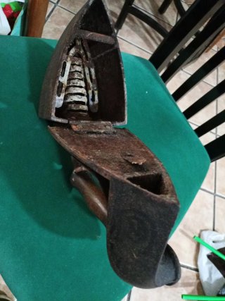 Plancha de carbón antigua autentica