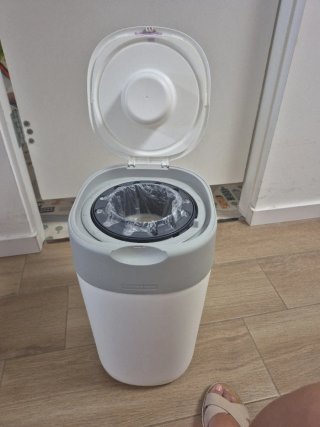 Papelera Tommee Tippee para pañales