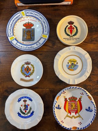 Set 16 Ceniceros Cerámica Militares Antiguos