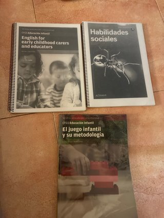 Libros de 2 de GS Educación Infantil