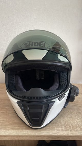 Casco Shoei NXR con Intercomunicador