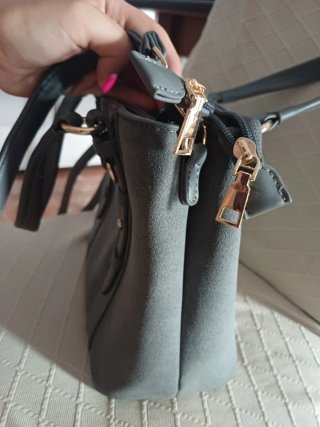 Bolso gris