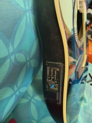 Guitarra Electroacústica Harley Benton HB-60B