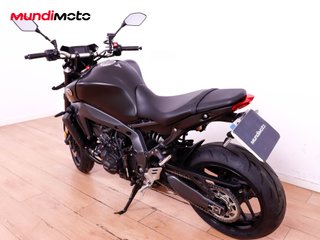 YAMAHA MT 09