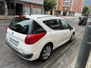 Peugeot 207 2012