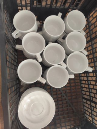 Lote 72 Tazas Café con su plato nuevos