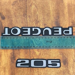 Emblemas Peugeot 205